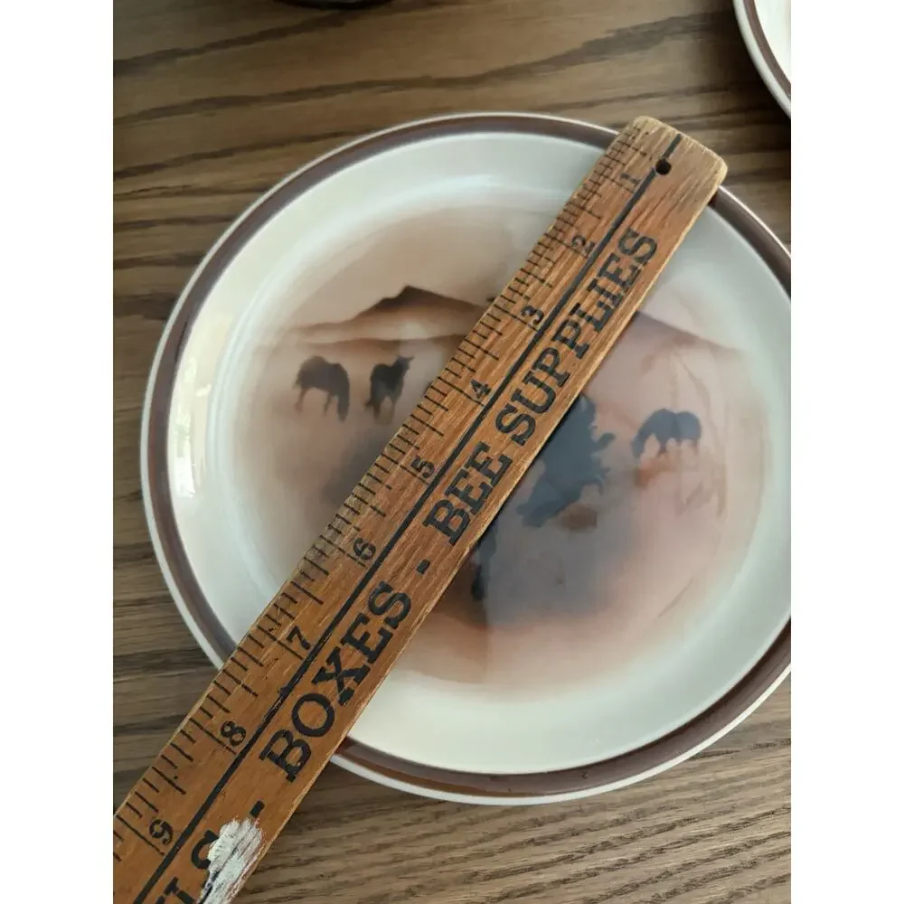 Vintage 1990s Cowboy Plates 'Montana Traditions' 7.75